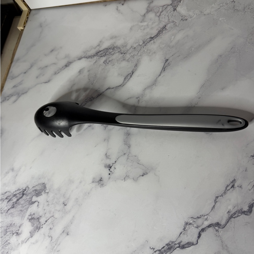 Calphalon Nylon Pasta Server | Nonstick Safe Kitchen Utensil - Picture 7 of 7